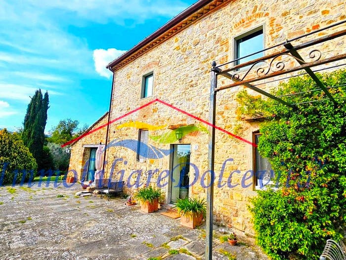 Casa con 6 locali in vendita in Via del Bargellino, Fiesole