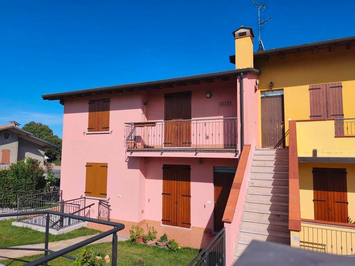 Appartamento trilocale in vendita in Via AVIS, Cavriana