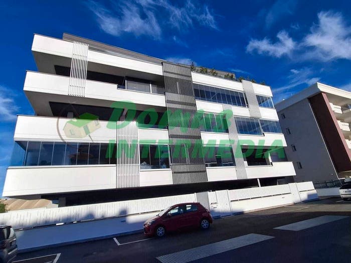 Appartamento trilocale in vendita in Via Giuseppe Lucchetti Rossi, Mezzocammino, Roma