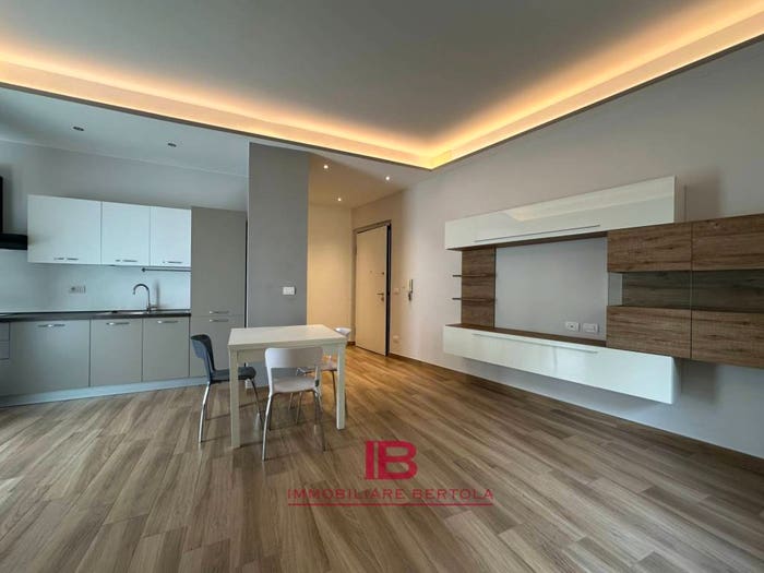 Appartamento trilocale in vendita in viale angeli, Centro, Cuneo
