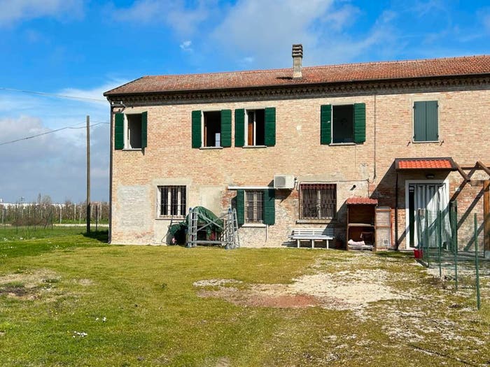 Casa quadrilocale in vendita in Via Imperiale, San Martino, Ferrara
