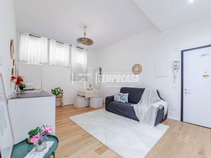 Appartamento trilocale in vendita in Via Negroli, Argonne Corsica, Milano