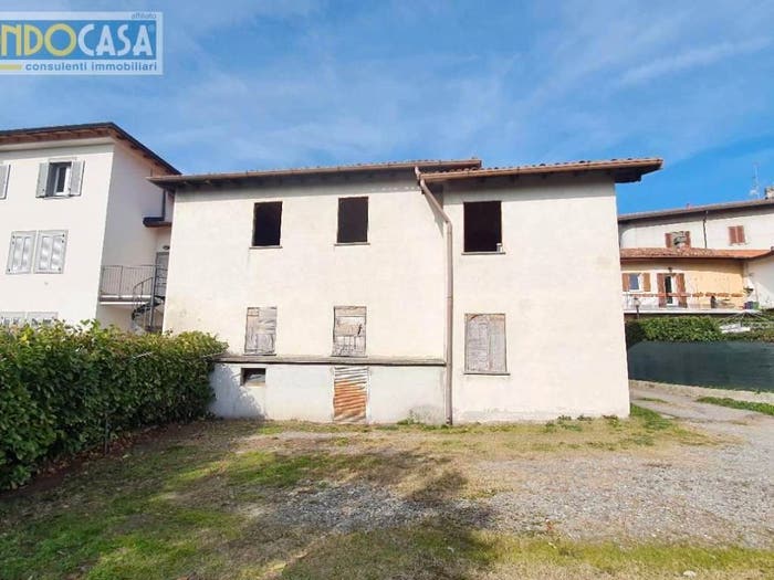 Casa con 6 locali in vendita in via Villa giovio, Breccia Lazzago, Como