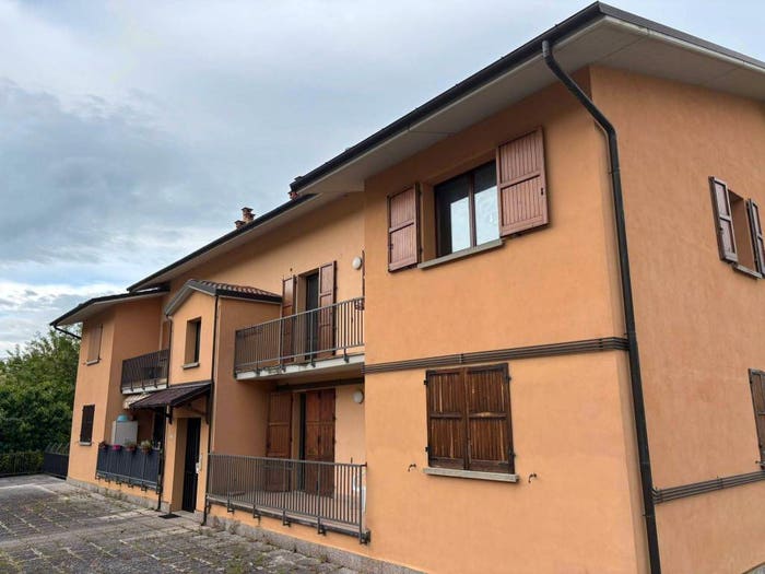 Appartamento trilocale in vendita in Via Roberto Corazza, Centro, Loiano