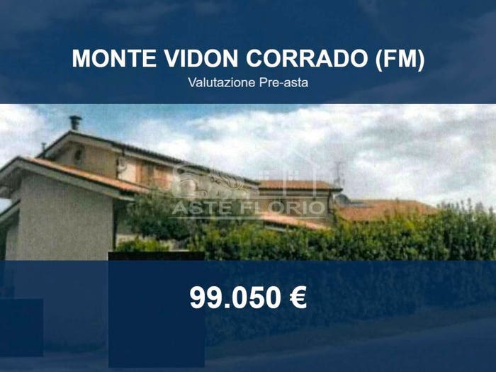 Casa quadrilocale in vendita in Contrada Larciano, Centro, Monte Vidon Corrado