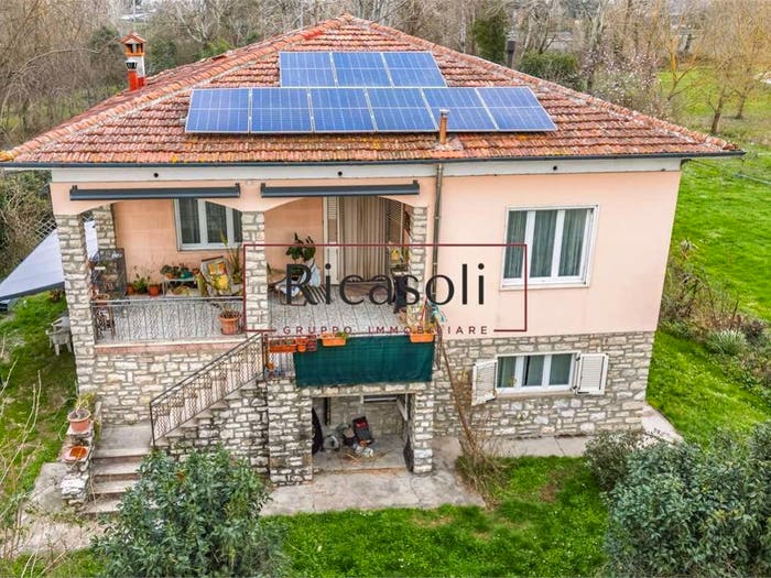 Casa con 6 locali in vendita in Via Di Ronco, Pontetetto Sorbano del Giudice, Lucca