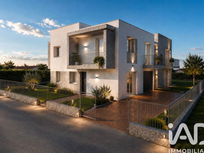 Casa con 6 locali in vendita in Via Paina, Centro, Angiari