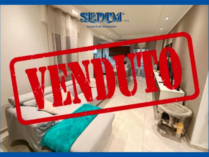 Appartamento con 5 locali in vendita in Corso Luigi Andrea Martinetti, Sampierdarena, Genova