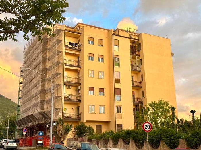 Appartamento trilocale in vendita in Viale dei Giardini, Centro, Paola