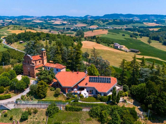 Casa con 6 locali in vendita in Regione Sant'Antonino, Centro, Montechiaro d'Asti