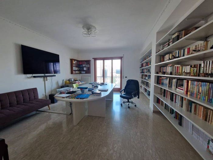 Appartamento con 5 locali in vendita in Via Libero Testa, Centro, Isernia