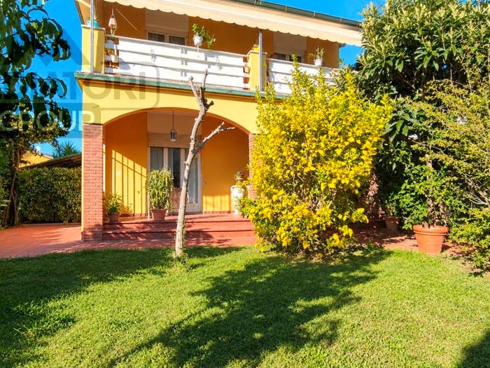 Casa con 6 locali in vendita in Via Vecchia Pesciatina Traversa, San Vito, Lucca