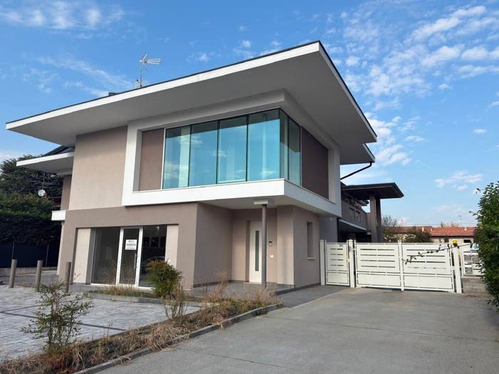 Appartamento quadrilocale in vendita in Via Gardesana, Centro, Prevalle
