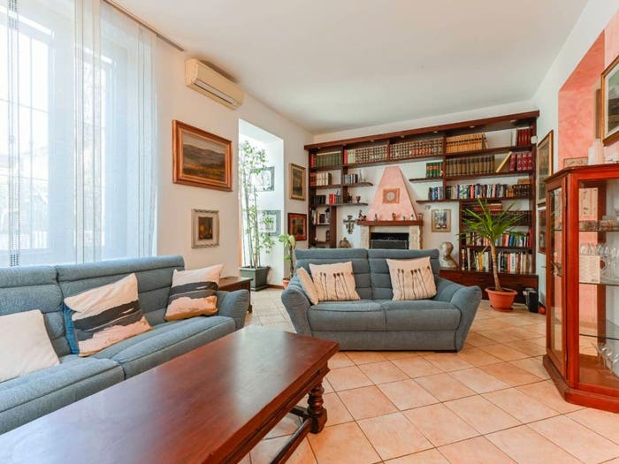 Casa con 5 locali in vendita in Via Giacomo Carissimi, Maggiolina, Milano