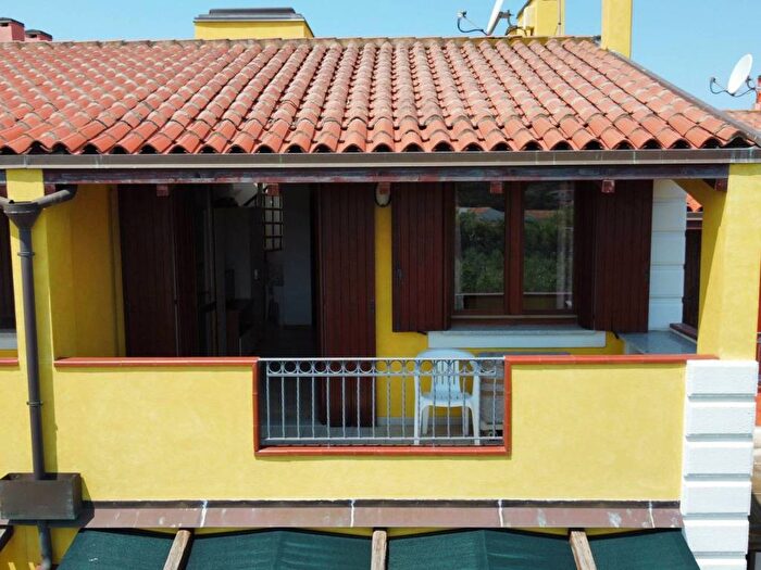 Appartamento bilocale in vendita in Via Aa, Centro, Santa Teresa Gallura