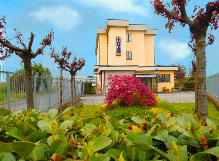 Casa con 6 locali in vendita in Via Emilia, Rogoredo, Milano