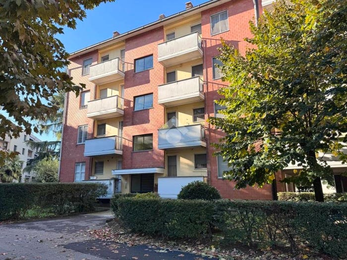Appartamento trilocale in vendita in Via guglielmo marconi, Binasco