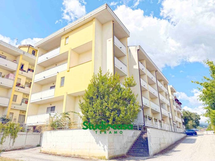 Appartamento quadrilocale in vendita in Via Torrito, Centro, Montorio al Vomano