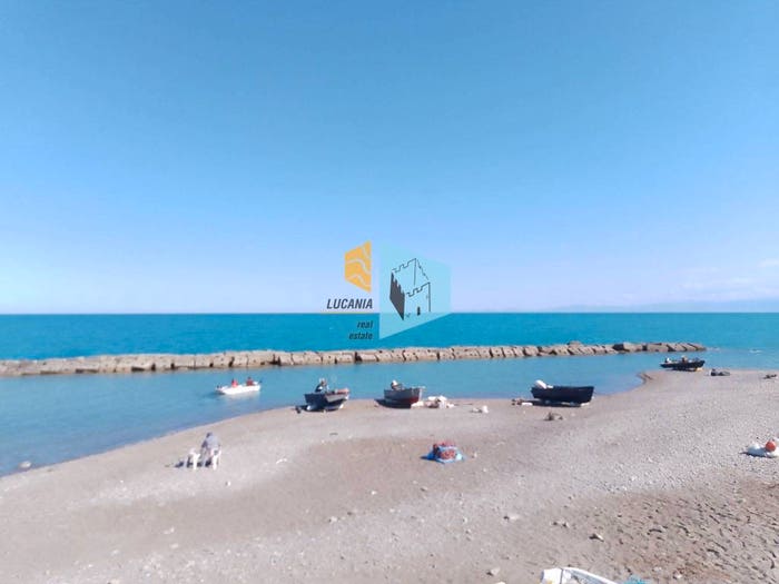 Appartamento quadrilocale in vendita in Viale Lagaria, Marina, Amendolara
