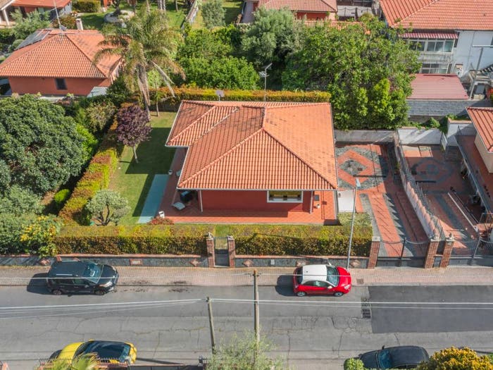 Casa con 6 locali in vendita in Via San Gaetano, Centro, Mascalucia