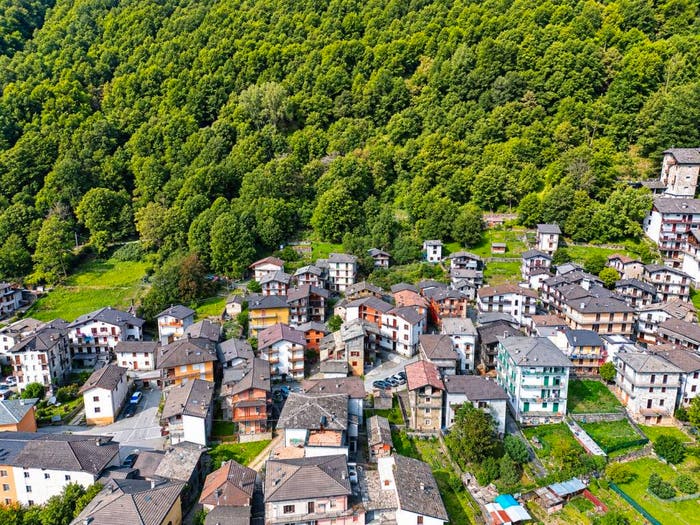 Case in Vendita e in Affitto - 2