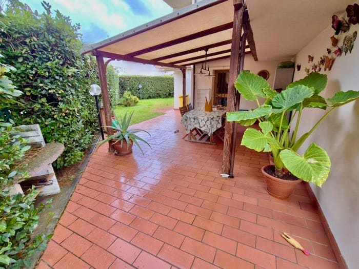 Casa con 6 locali in vendita in Via Emilia, Sant'Ermete Putignano, Pisa