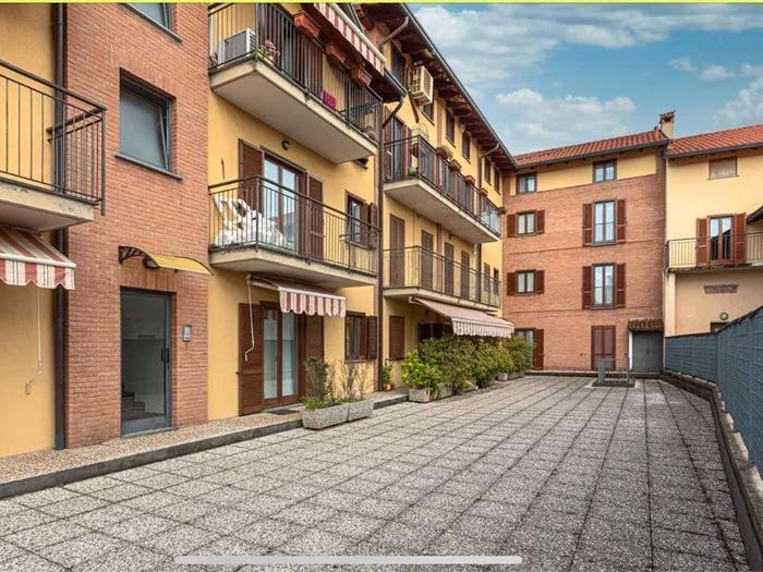 Appartamento quadrilocale in vendita in Centro, Cantù