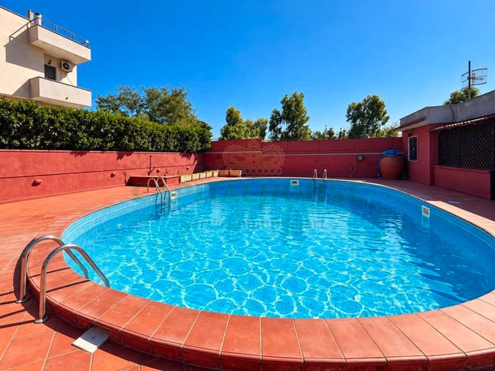 Casa quadrilocale in vendita in Via Staffetta, Lago Patria, Giugliano in Campania