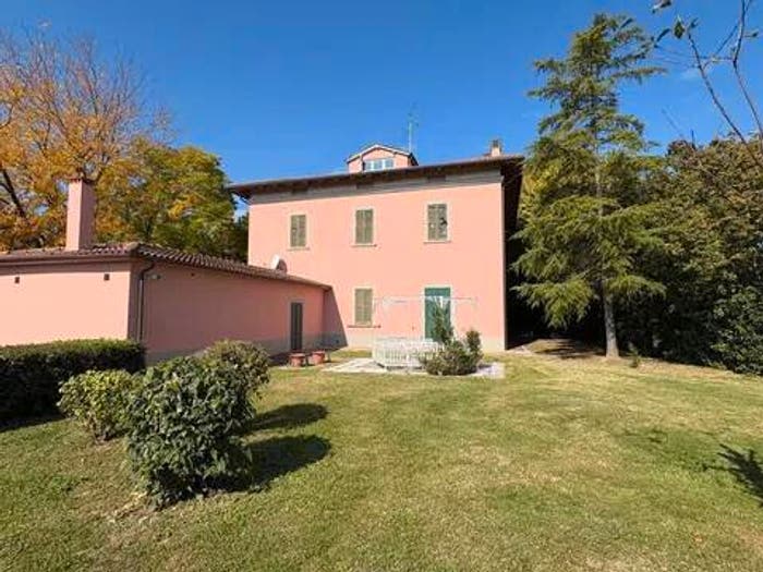 Casa con 6 locali in vendita in Località Frassineto, Frassineto, Arezzo