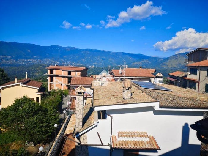 Appartamento trilocale in vendita in VIA SAN MORELLO, Centro, Rocca Santo Stefano