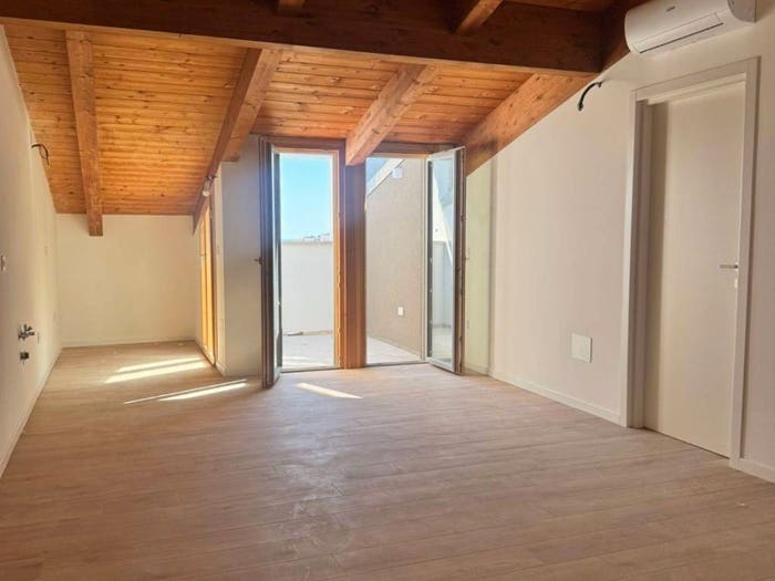 Casa quadrilocale in vendita in Via Roma, Centro, Montesilvano