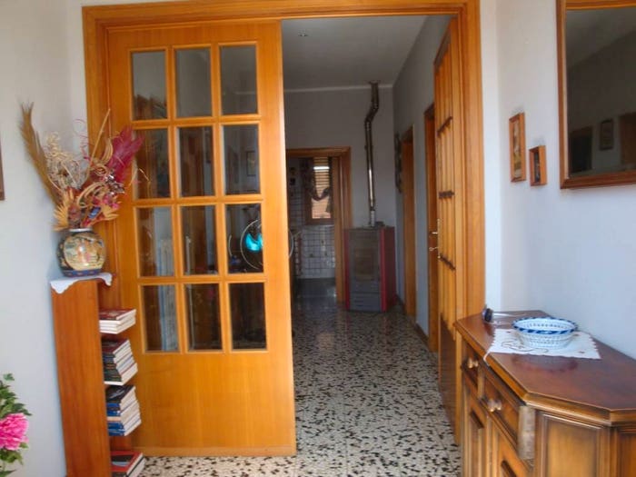 Appartamento con 5 locali in vendita in Cecina Centro, Cecina