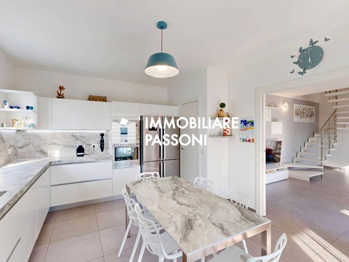Casa quadrilocale in vendita in Via Martiri della Libertà, Fagnano Olona