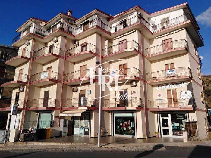 Appartamento con 5 locali in vendita in Via Lungo Aron, Cetraro Marina, Cetraro