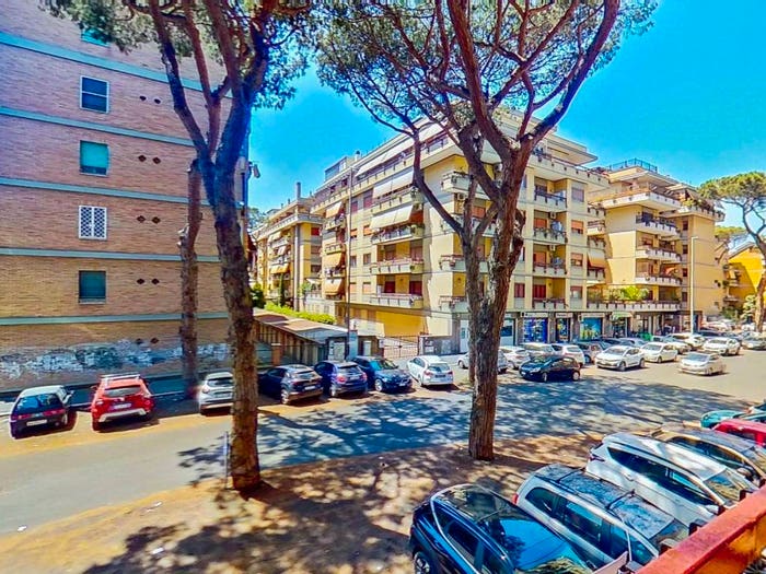 Appartamento trilocale in vendita in Via Alessandro Piola Caselli, Ostia Levante, Roma