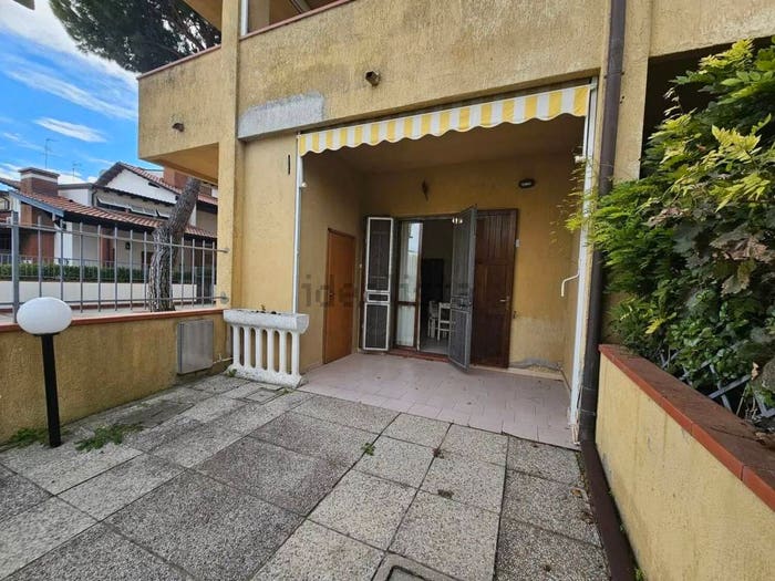 Appartamento trilocale in vendita in Via Giovanni Verga, Lido degli Estensi, Comacchio
