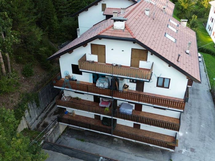 Appartamento trilocale in vendita in Viale dei Finanzieri, Centro, Tonezza del Cimone