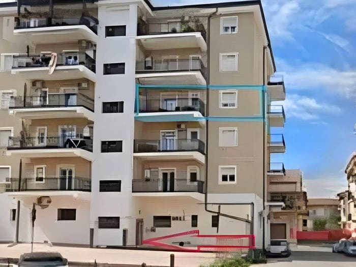 Appartamento con 5 locali in vendita in Via AGuarasci CoriglianoRossano CS Italia, Corigliano Scalo, CoriglianoRossano