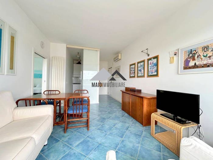 Appartamento trilocale in vendita in Via delle Mimose, Centro, Misano Adriatico