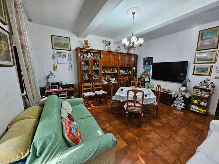 Appartamento con 5 locali in vendita in Piazza Giuseppe Mazzini, Porta a Mare Mazzini, Livorno