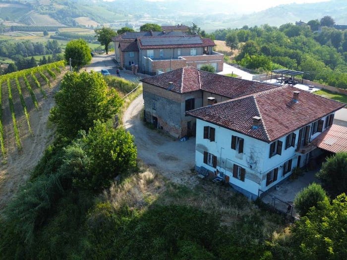 Casa con 6 locali in vendita in Via Bricco Monti, Montegrosso d'Asti