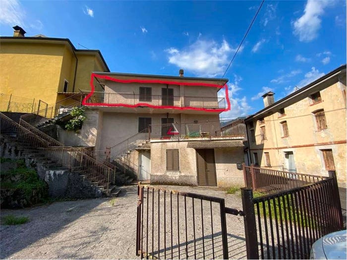 Appartamento trilocale in vendita in via piazza Caoera, Setteville
