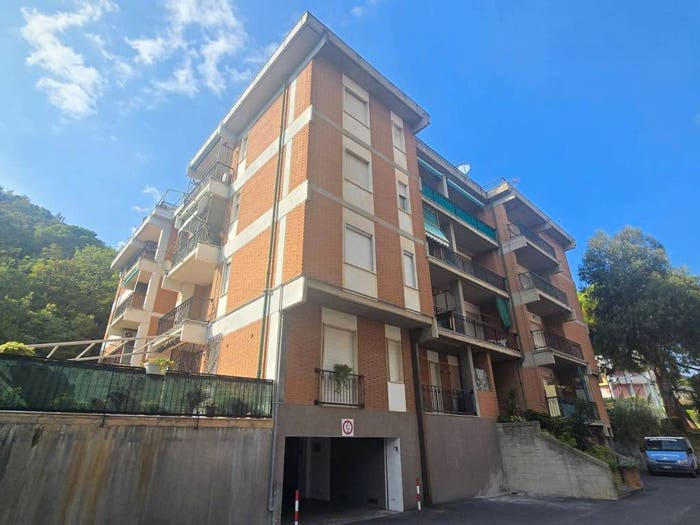 Appartamento bilocale in vendita in Piazza Repubblica dell'Ossola, Borghetto Santo Spirito