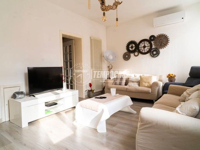 Appartamento quadrilocale in vendita in Via Vincenzo Franceschini, Lido, Fano