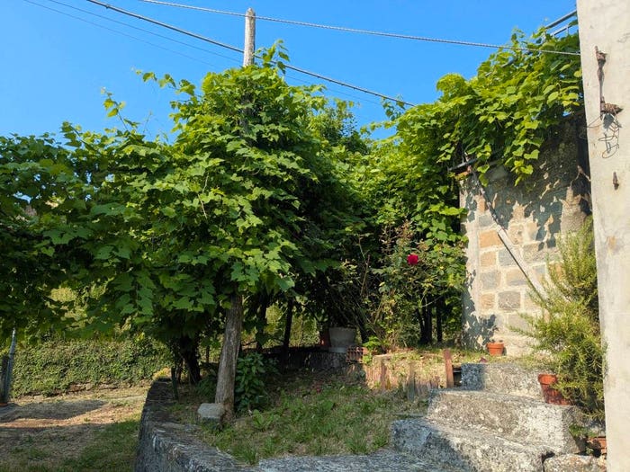 Casa trilocale in vendita in Rosano, Vetto