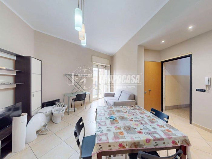 Appartamento quadrilocale in vendita in Via Giuseppe Parini, Ariosto, Lecce
