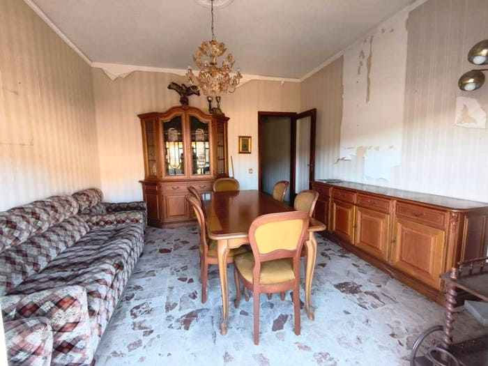 Appartamento quadrilocale in vendita in Via Palermo, Giostra, Messina