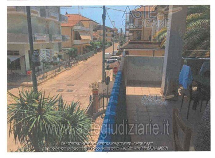 Appartamento con 5 locali in vendita in Via Arno, Centro, Alba Adriatica
