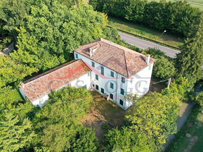 Casa con 5 locali in vendita in Via Euganea praglia, Treponti, Teolo
