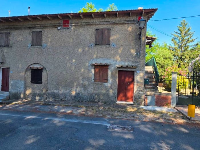 Casa con 6 locali in vendita in Via Collealberti, Crespina e Lorenzana